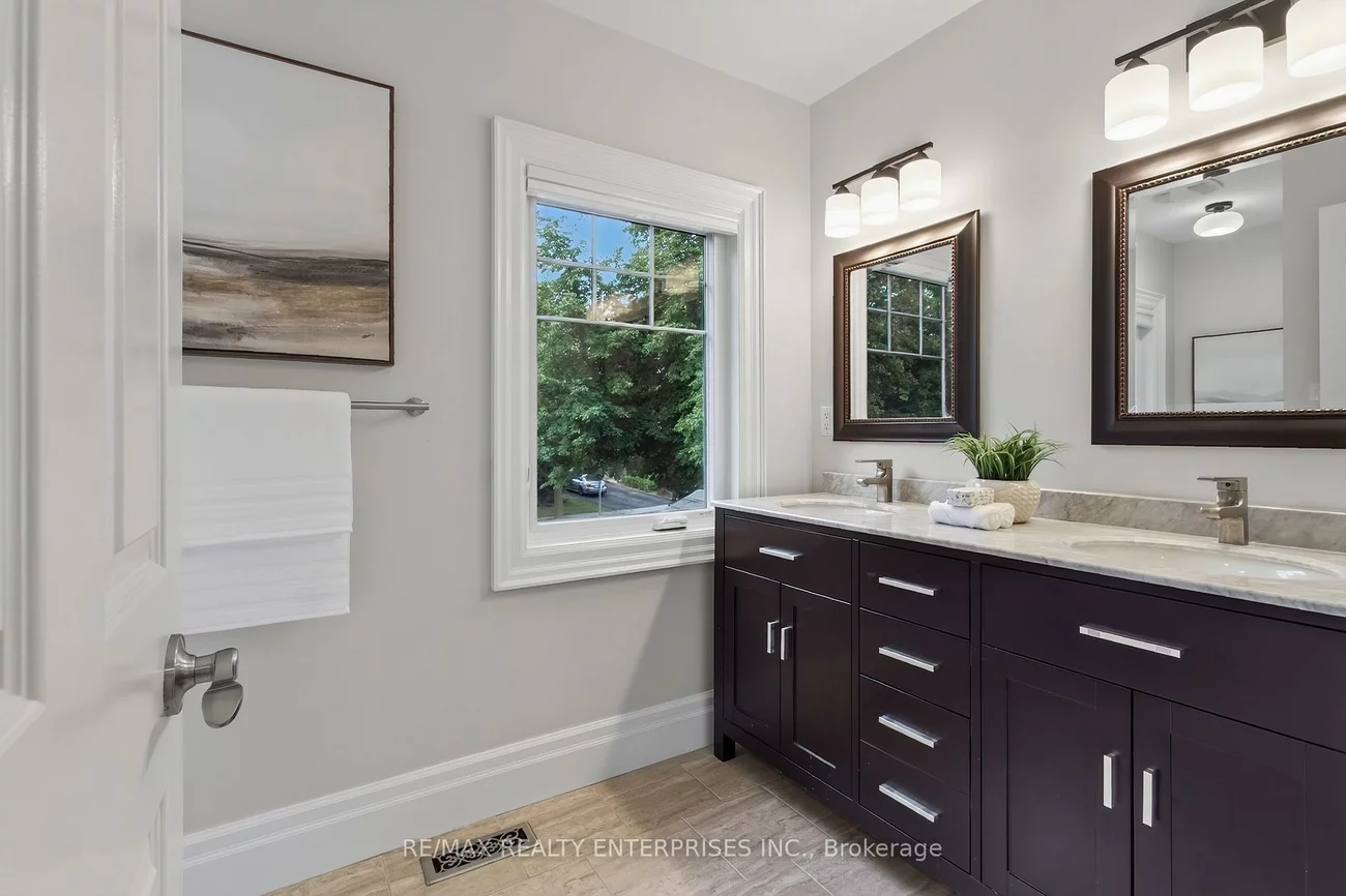 3523, Kingbird, Erin Mills, Mississauga