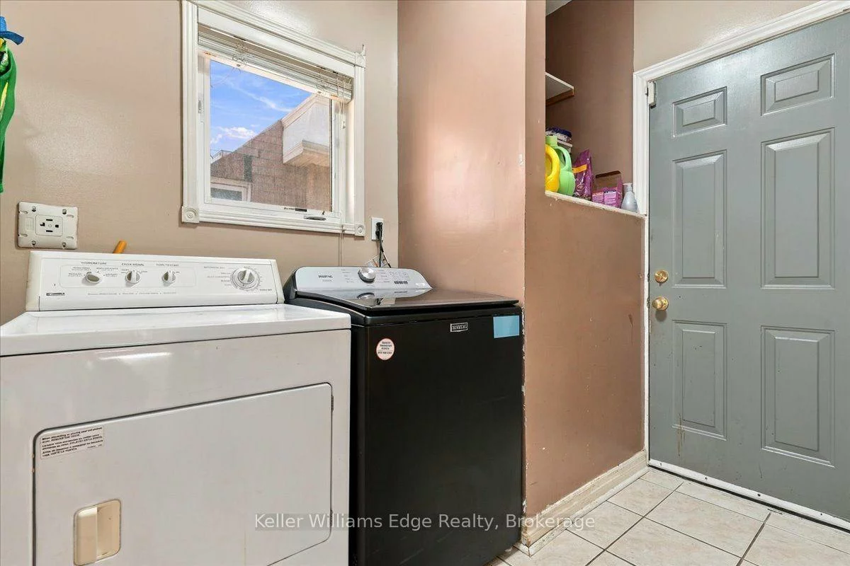 671, Twain, Meadowvale Village, Mississauga
