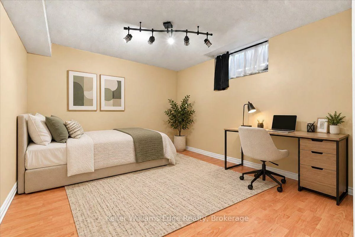 671, Twain, Meadowvale Village, Mississauga