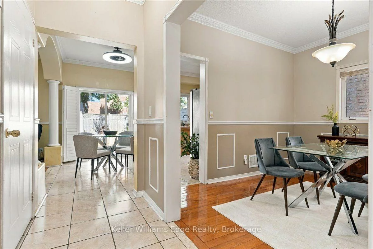 671, Twain, Meadowvale Village, Mississauga