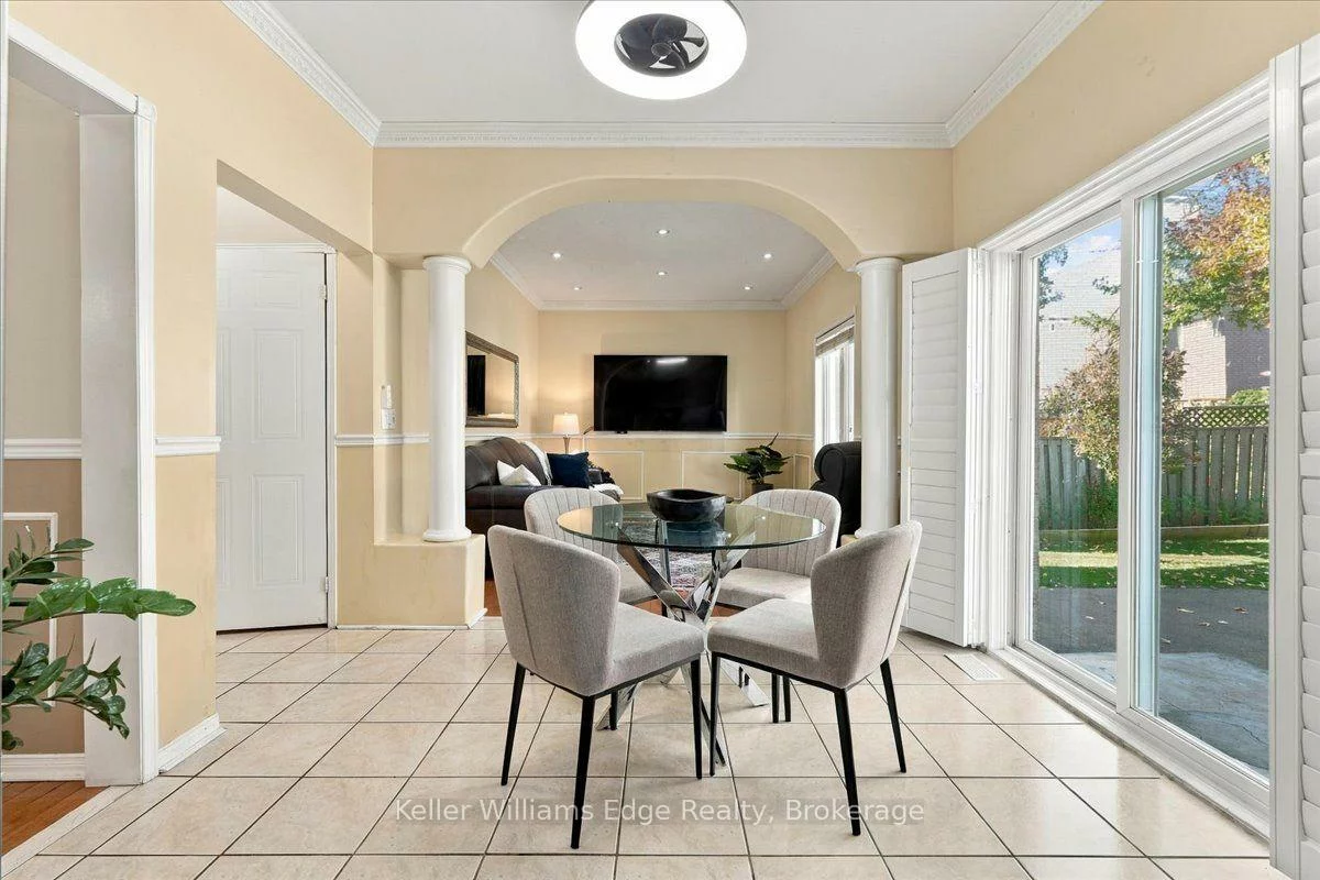 671, Twain, Meadowvale Village, Mississauga