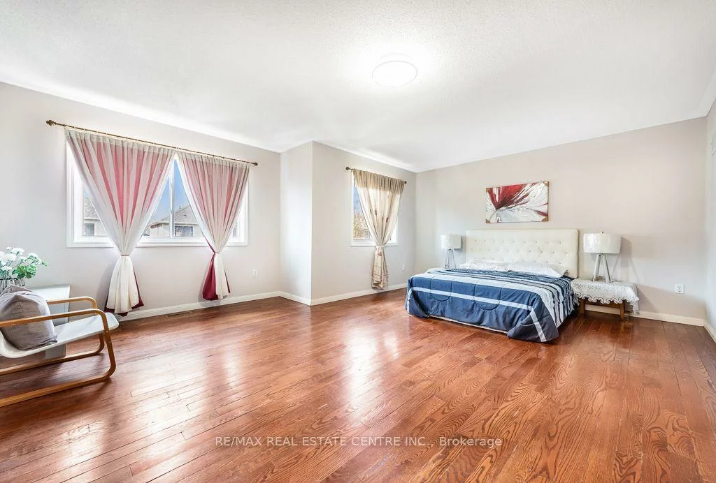 3696, Waterfall, Lisgar, Mississauga