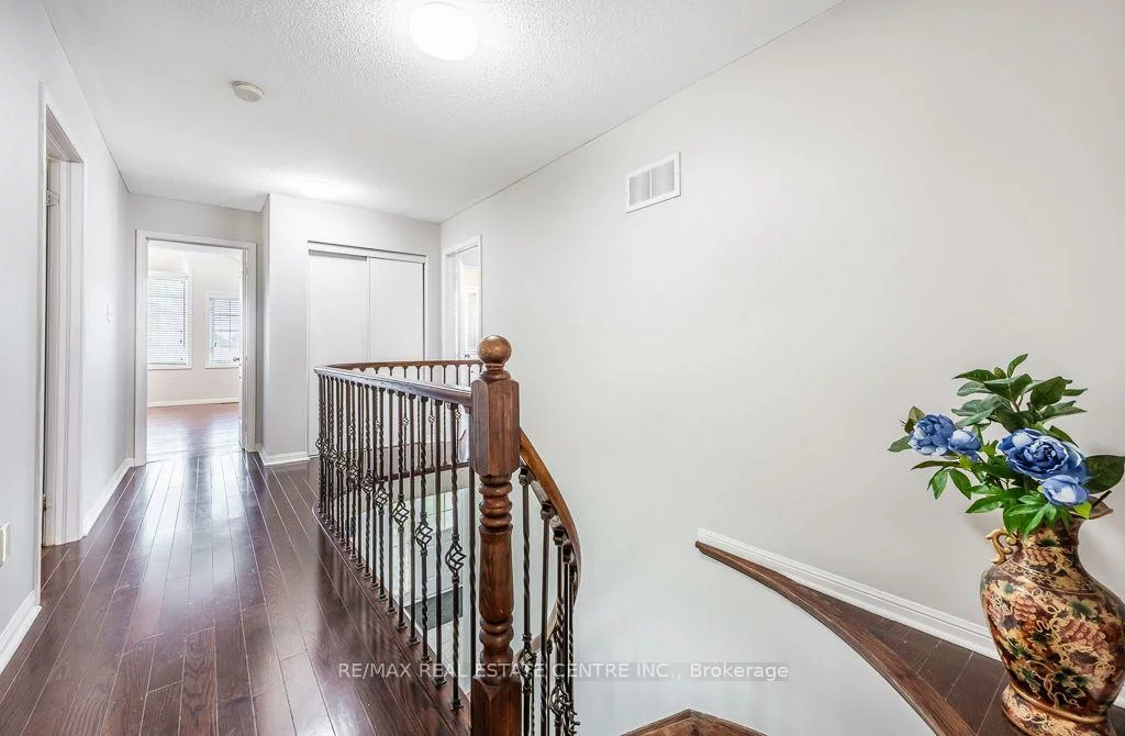 3696, Waterfall, Lisgar, Mississauga