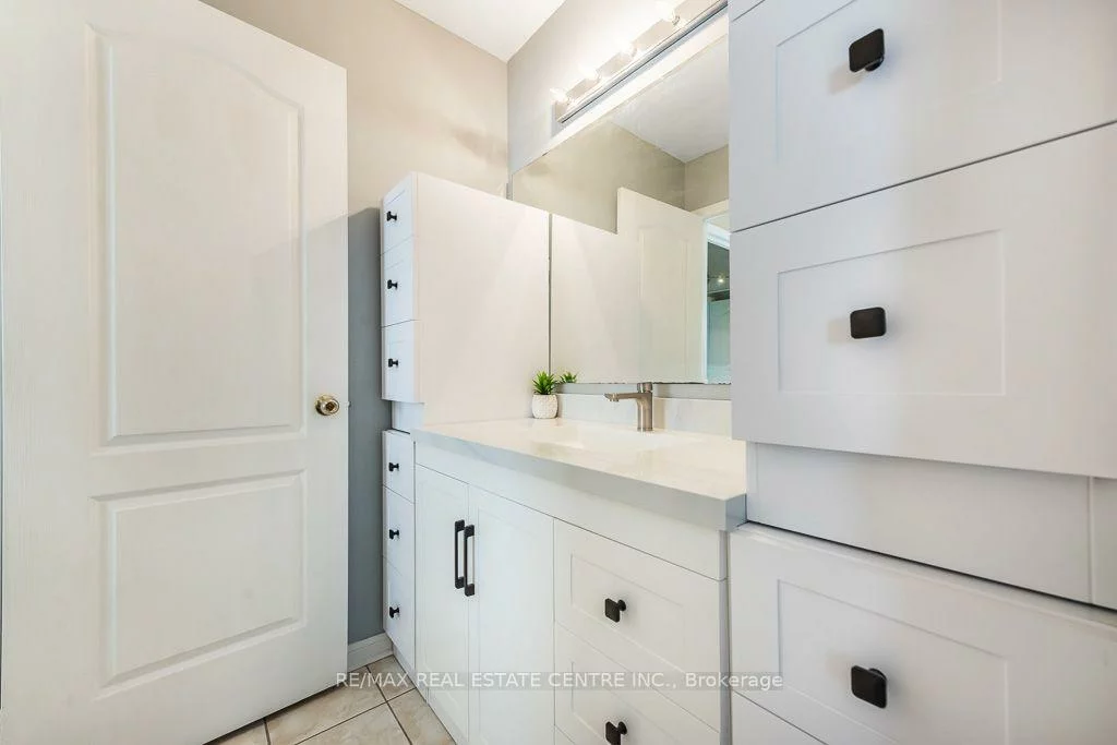 3696, Waterfall, Lisgar, Mississauga