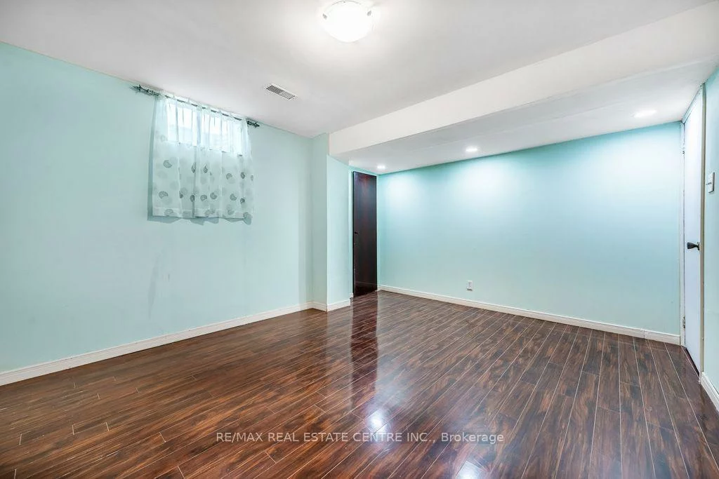3696, Waterfall, Lisgar, Mississauga