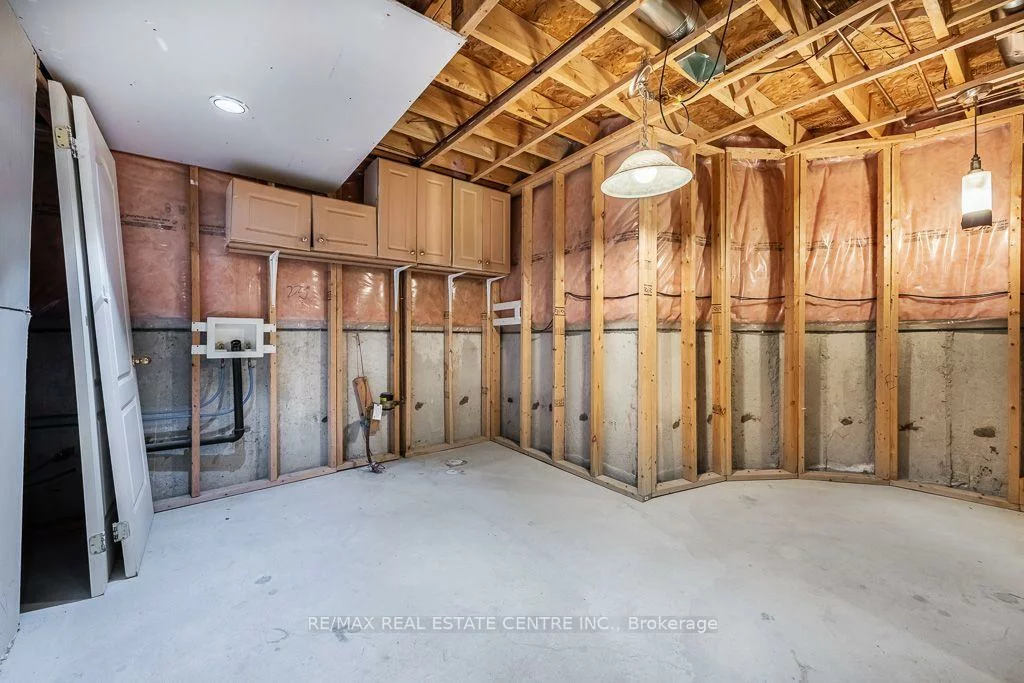 3696, Waterfall, Lisgar, Mississauga