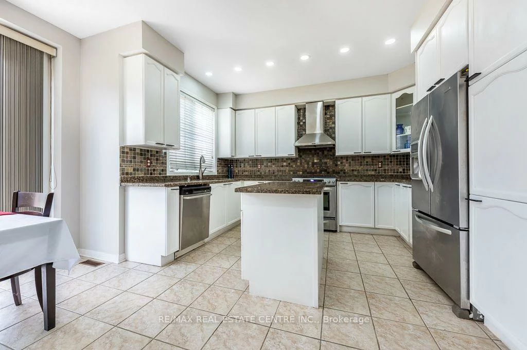 3696, Waterfall, Lisgar, Mississauga