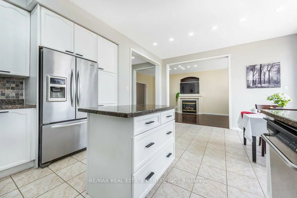 3696, Waterfall, Lisgar, Mississauga