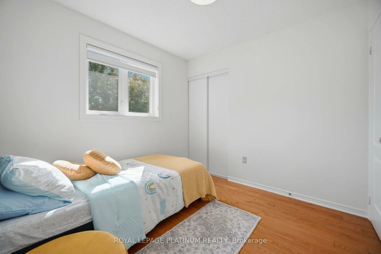514, Tipton, Hurontario, Mississauga