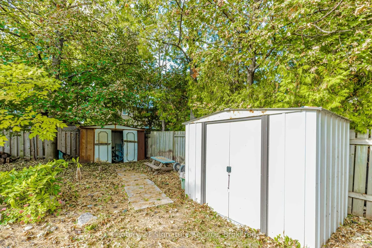 2588, Pinkwell, Sheridan, Mississauga