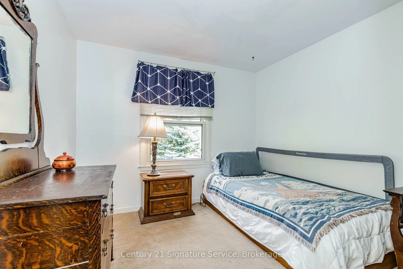 2588, Pinkwell, Sheridan, Mississauga
