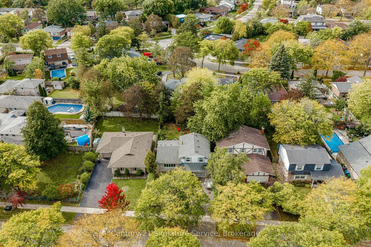 2588, Pinkwell, Sheridan, Mississauga