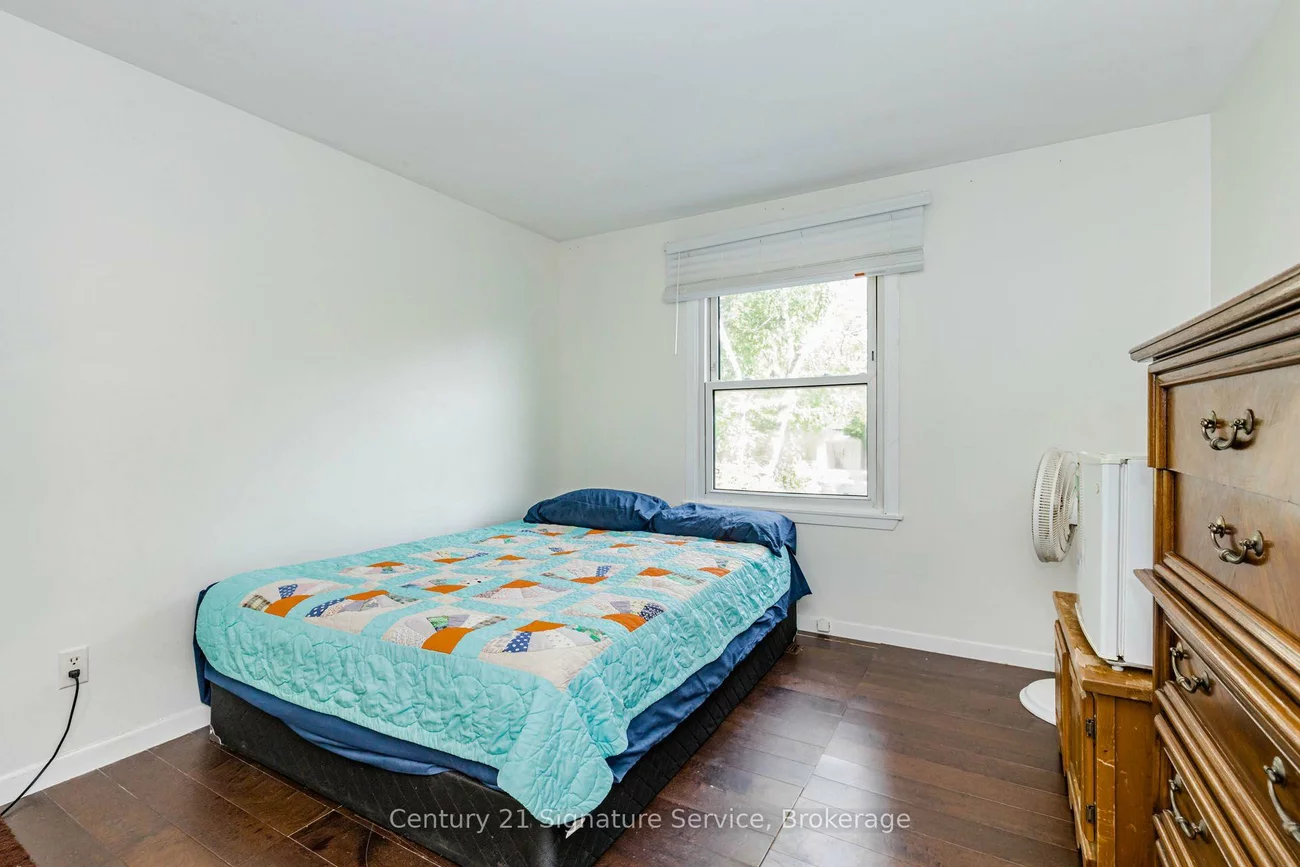 2588, Pinkwell, Sheridan, Mississauga