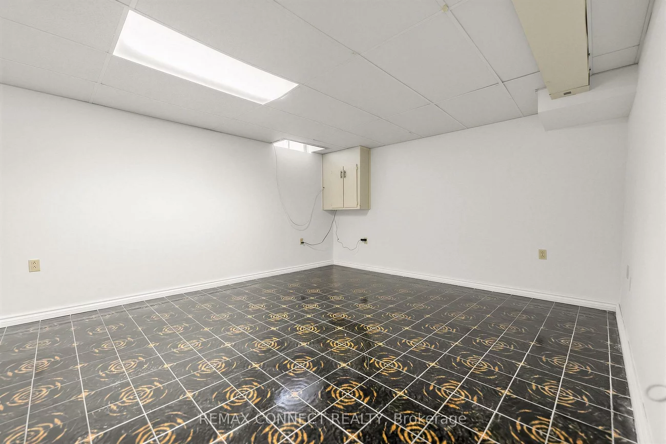 4199, Trellis, Erin Mills, Mississauga