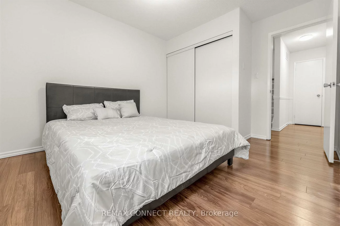 4199, Trellis, Erin Mills, Mississauga