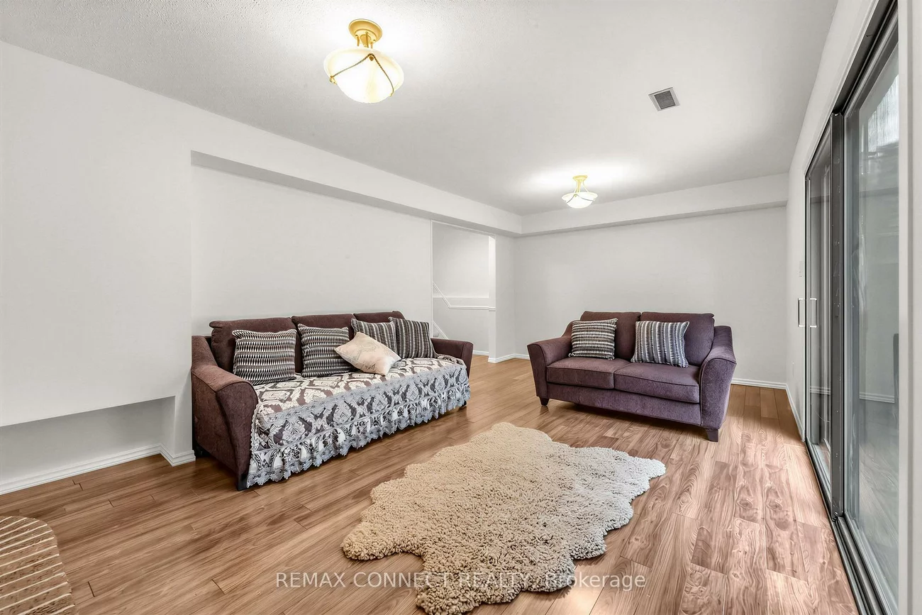 4199, Trellis, Erin Mills, Mississauga