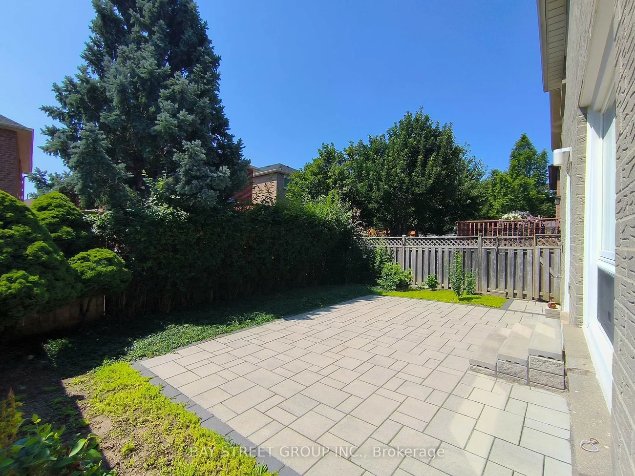 3282, Dragon, Fairview, Mississauga