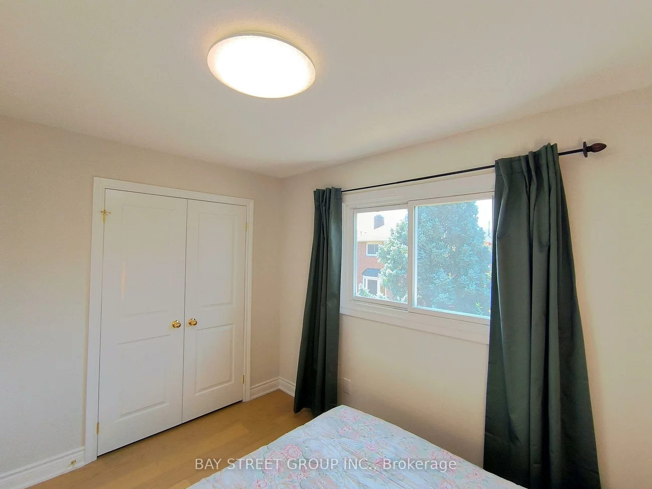 3282, Dragon, Fairview, Mississauga