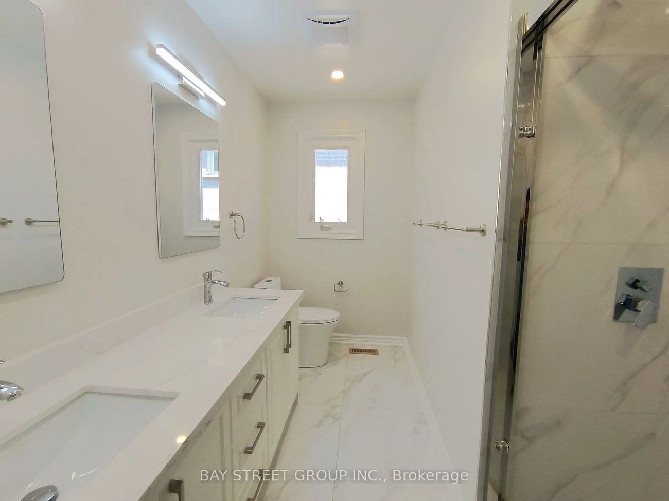 3282, Dragon, Fairview, Mississauga