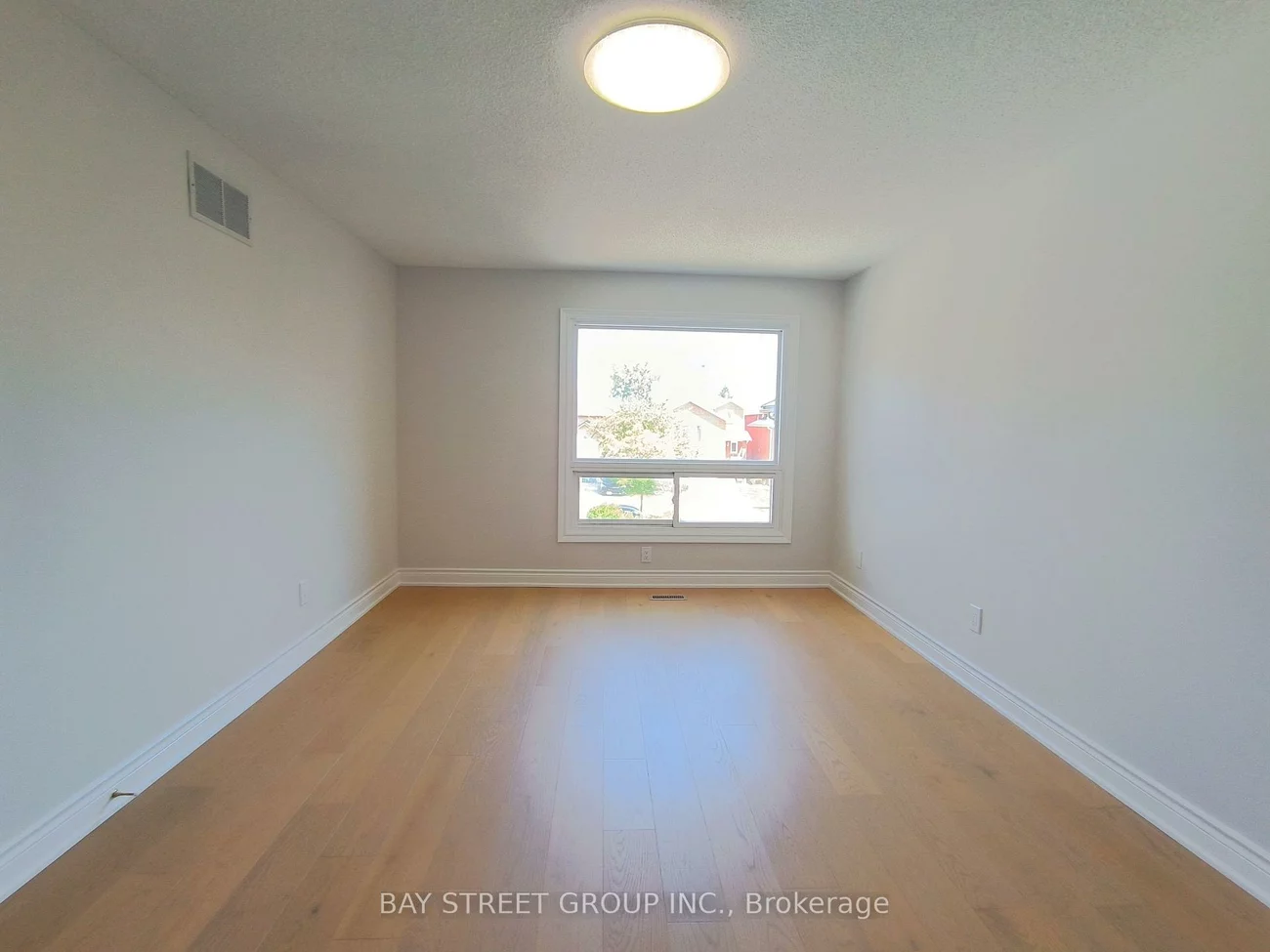 3282, Dragon, Fairview, Mississauga