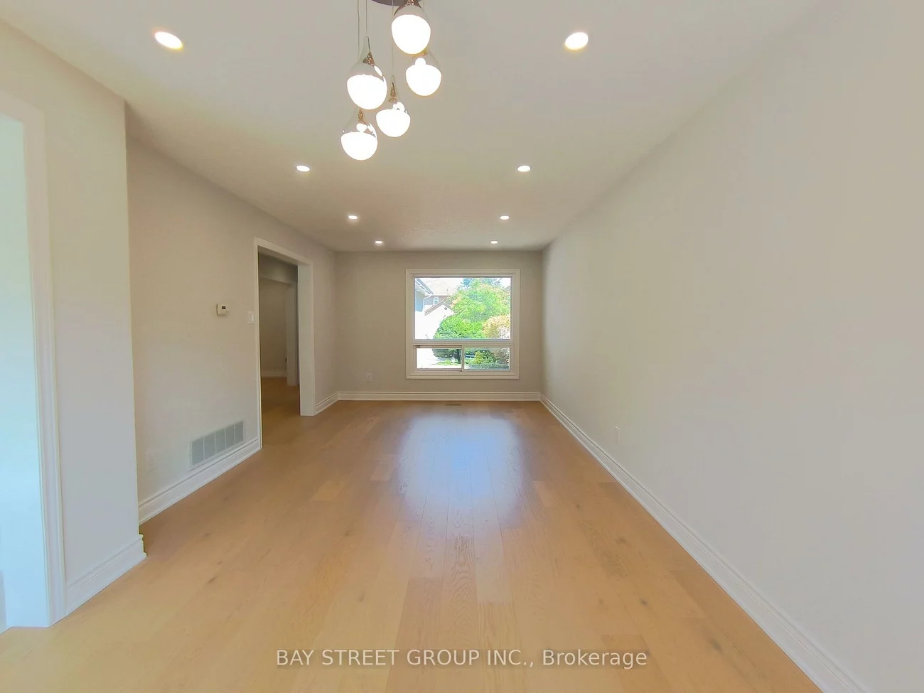 3282, Dragon, Fairview, Mississauga