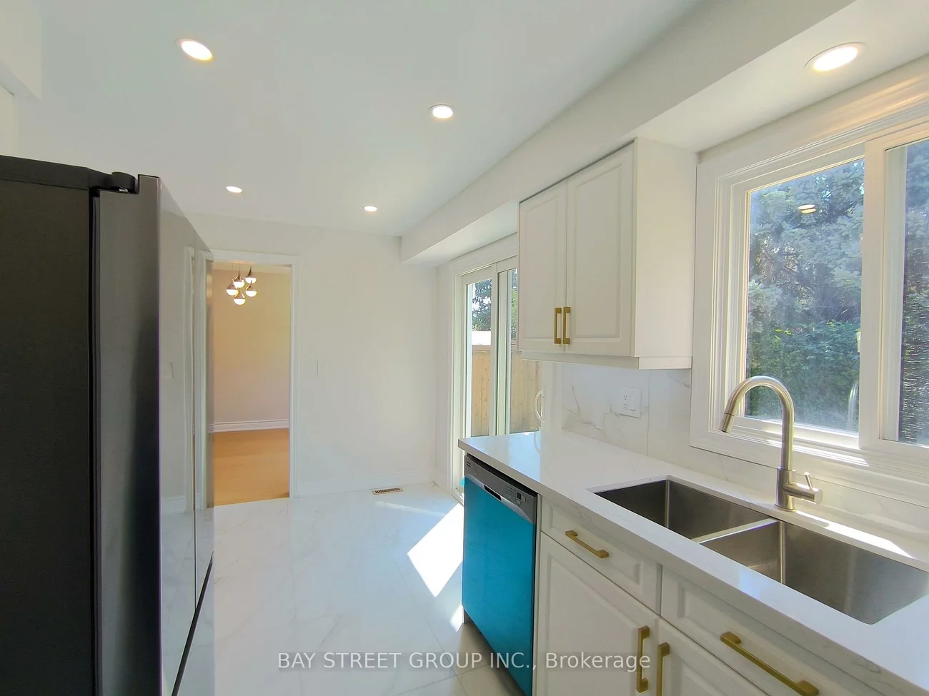 3282, Dragon, Fairview, Mississauga
