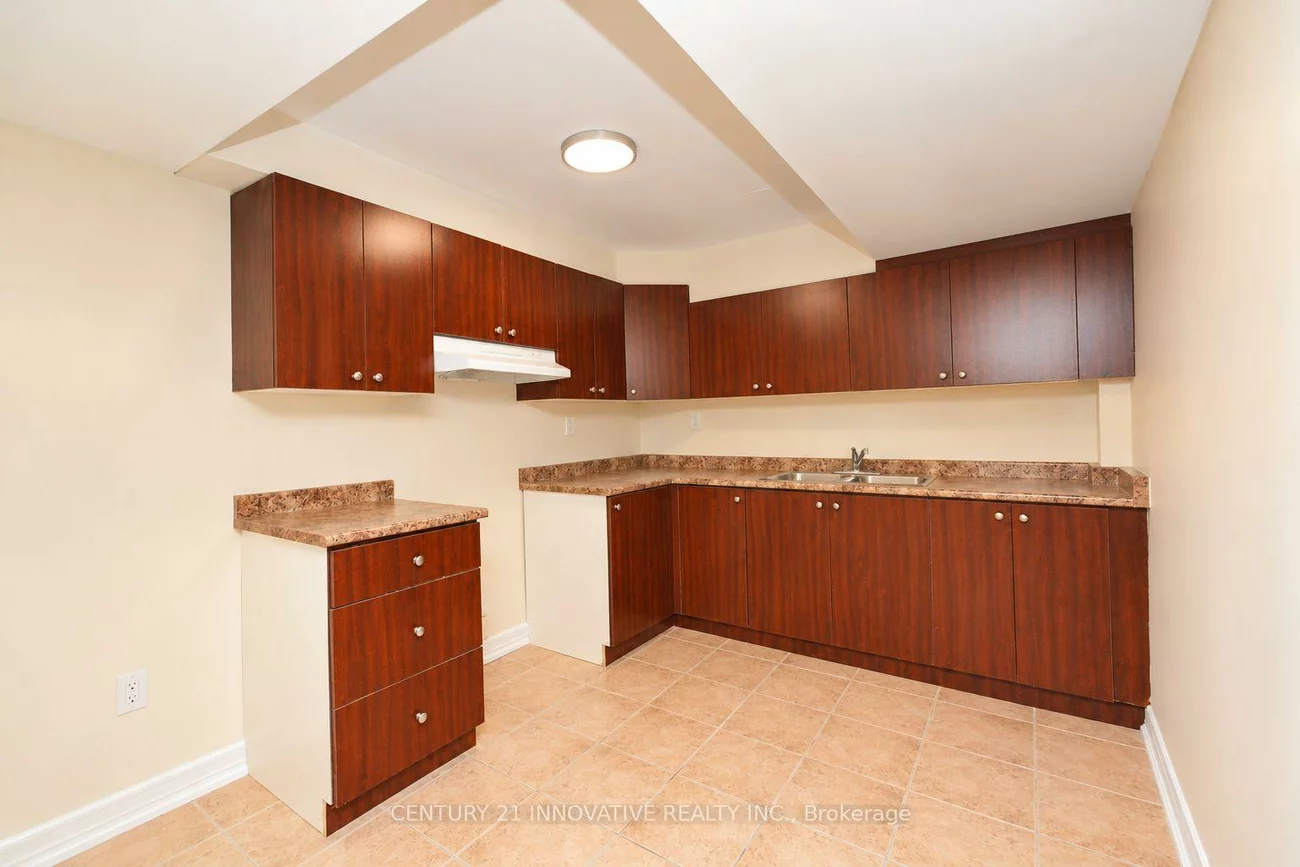 5151, Oscar Peterson, Churchill Meadows, Mississauga