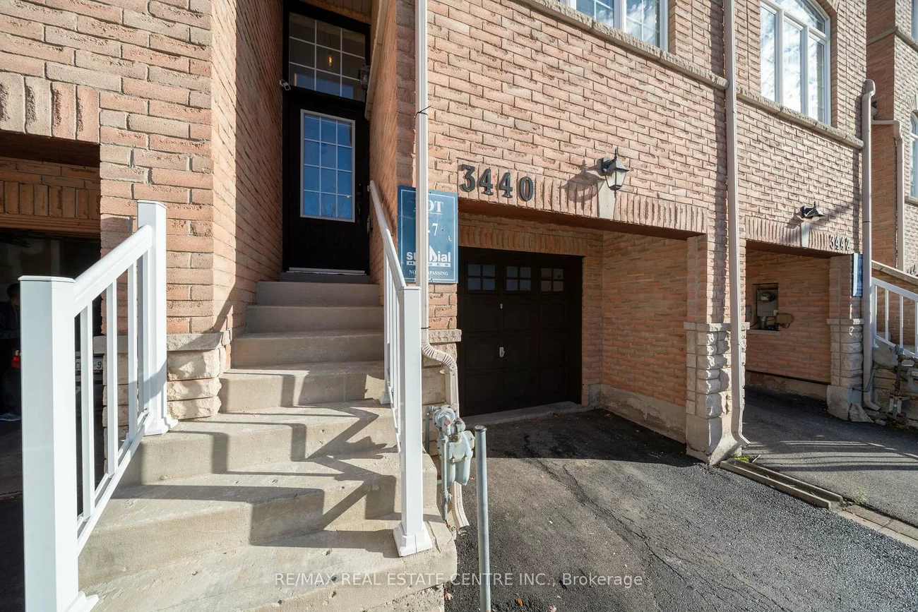 3440, Redpath, Lisgar, Mississauga