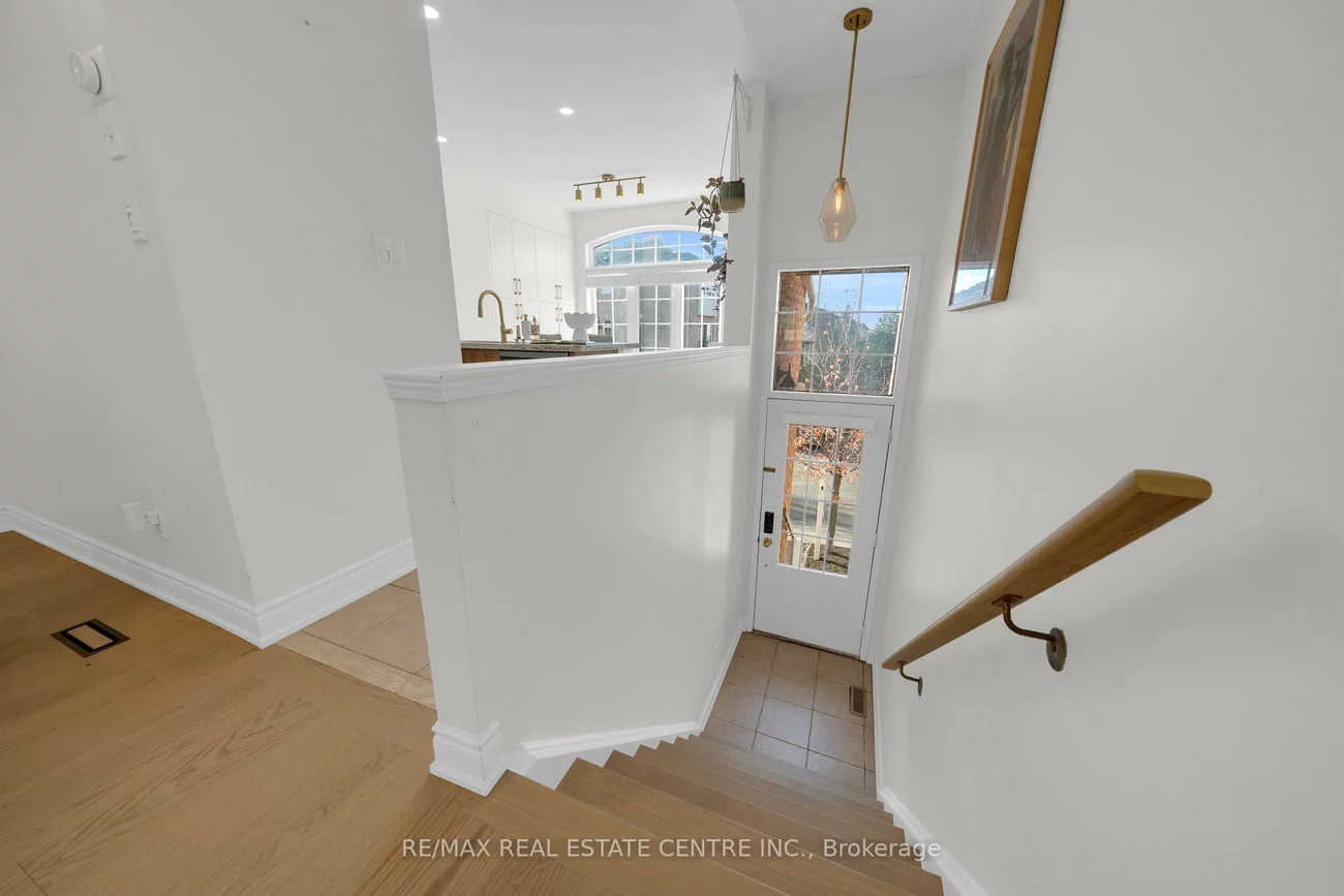 3440, Redpath, Lisgar, Mississauga