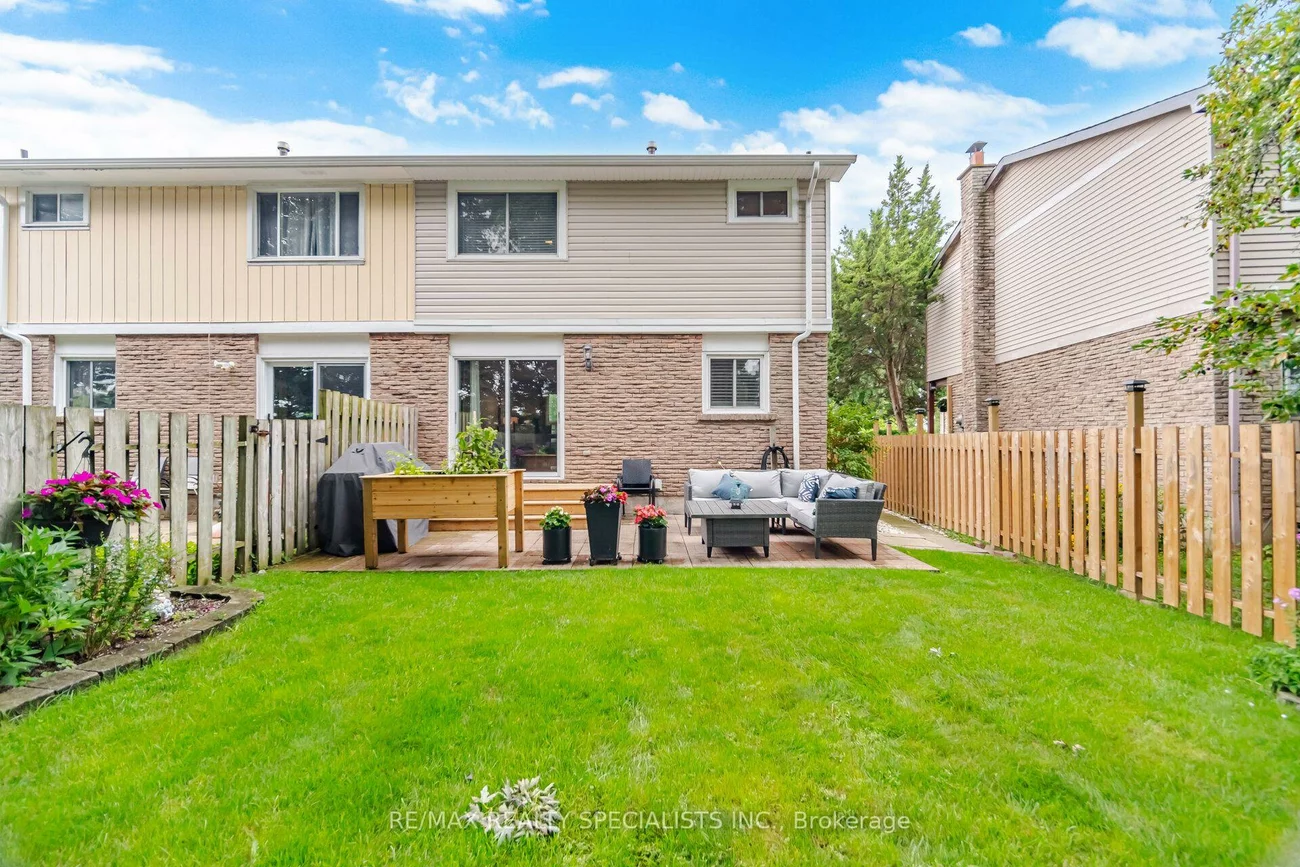 6851, Avila, Meadowvale, Mississauga