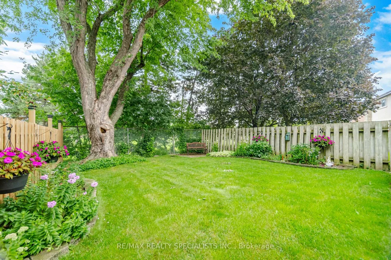 6851, Avila, Meadowvale, Mississauga