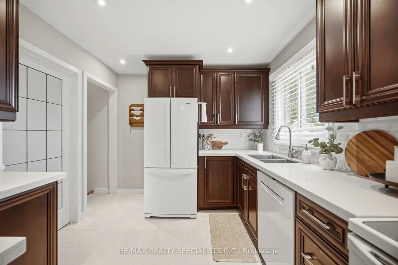 6851, Avila, Meadowvale, Mississauga