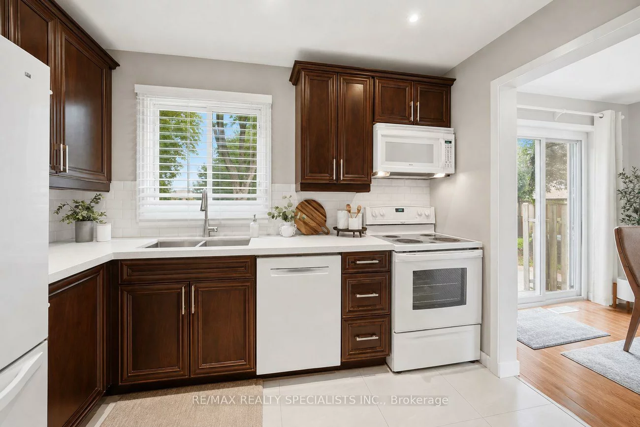 6851, Avila, Meadowvale, Mississauga