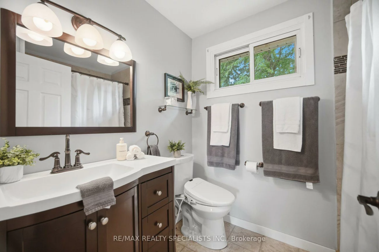 6851, Avila, Meadowvale, Mississauga