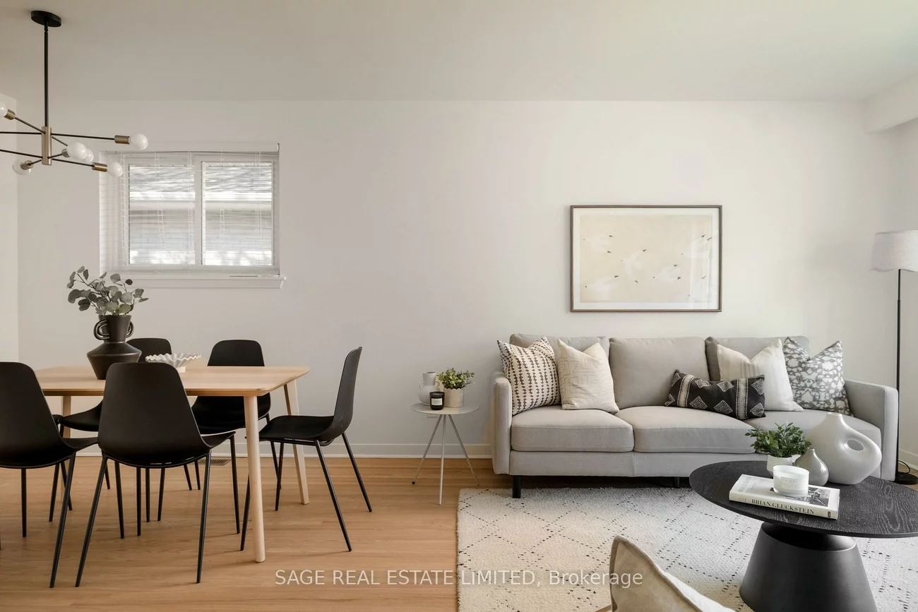 1410, Lewisham, Clarkson, Mississauga