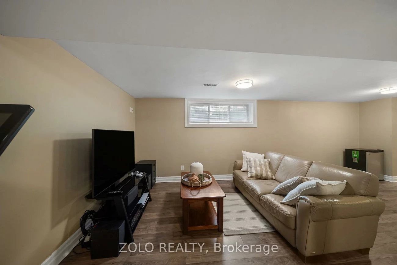 6911B, Hickling, Meadowvale, Mississauga