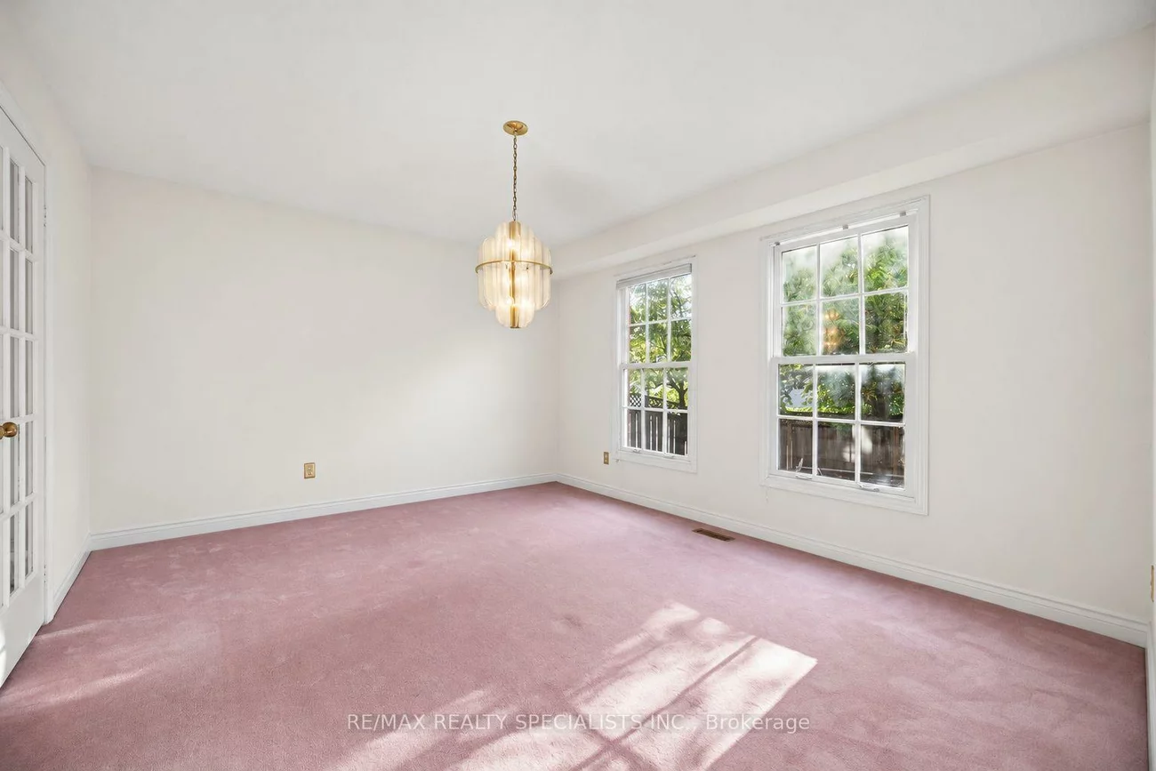 3706, Price, Erin Mills, Mississauga
