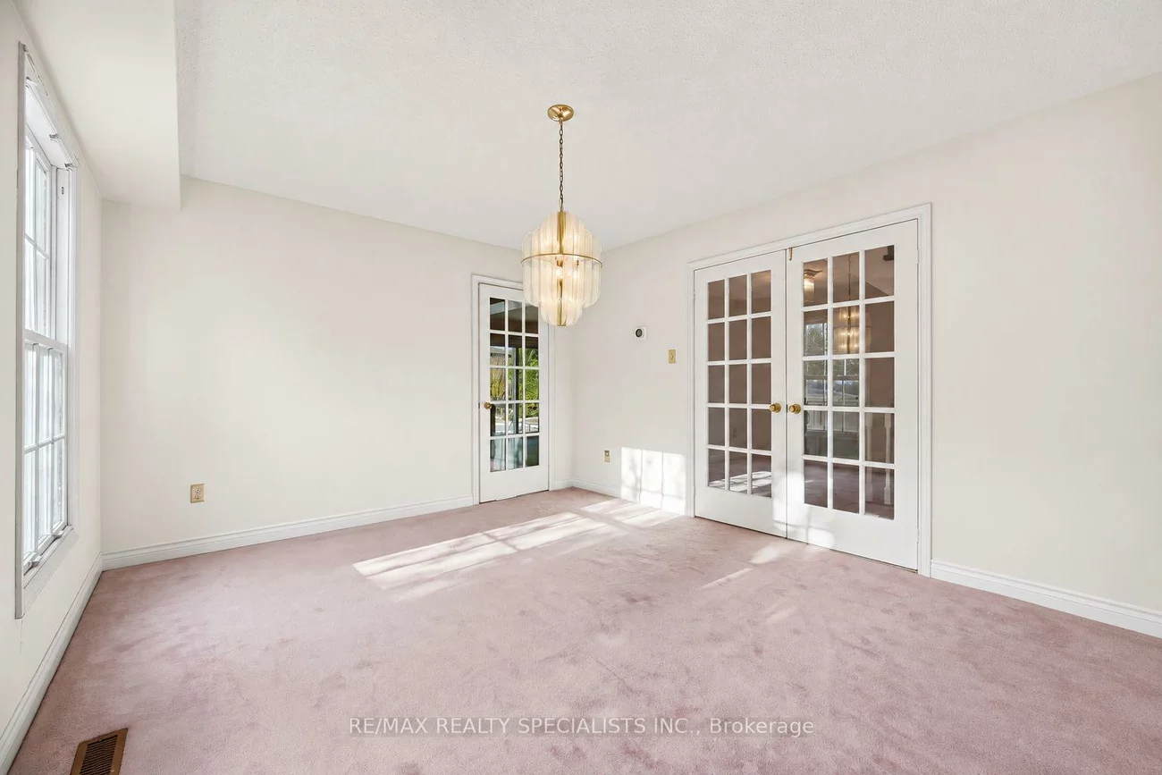 3706, Price, Erin Mills, Mississauga