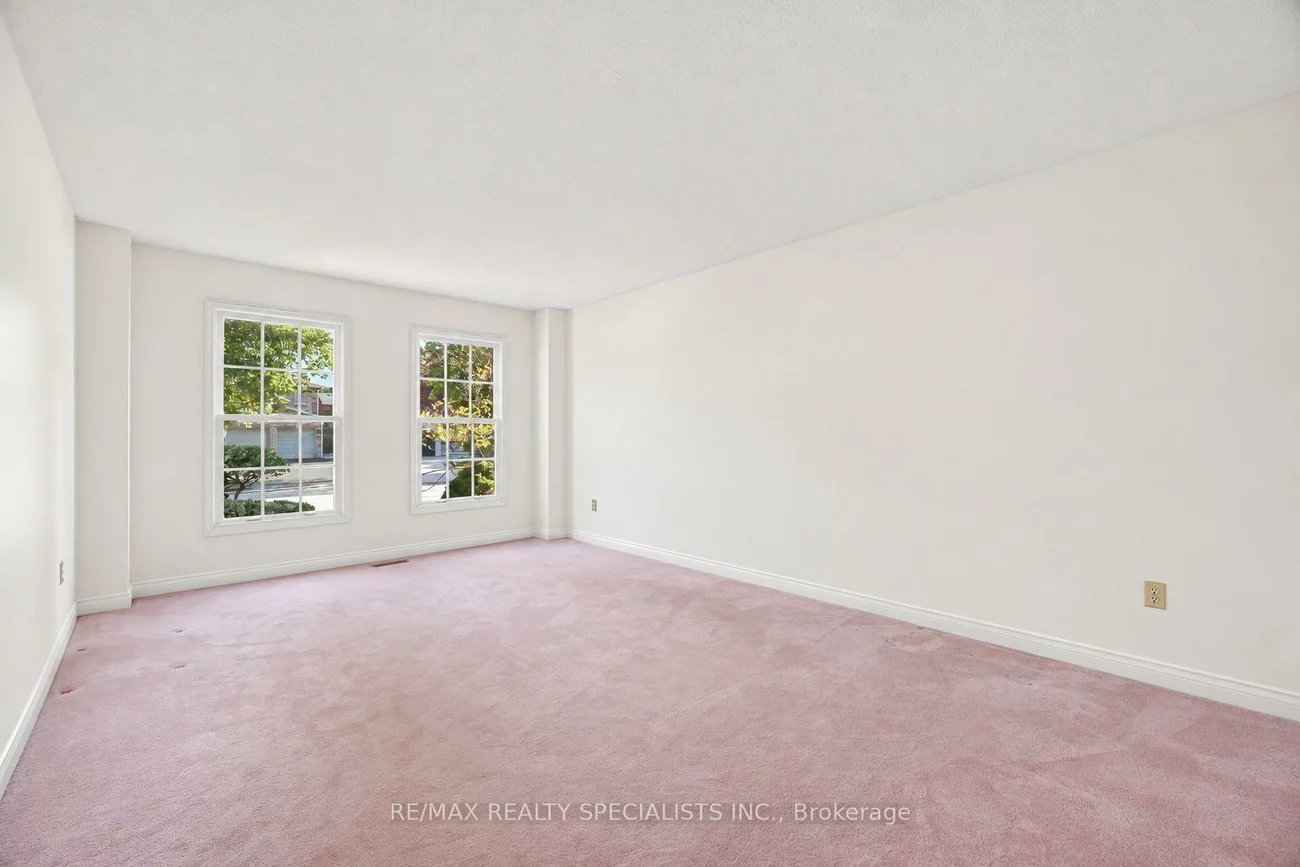 3706, Price, Erin Mills, Mississauga