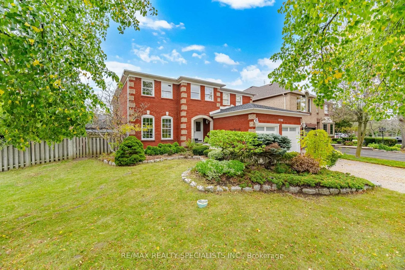 3706, Price, Erin Mills, Mississauga