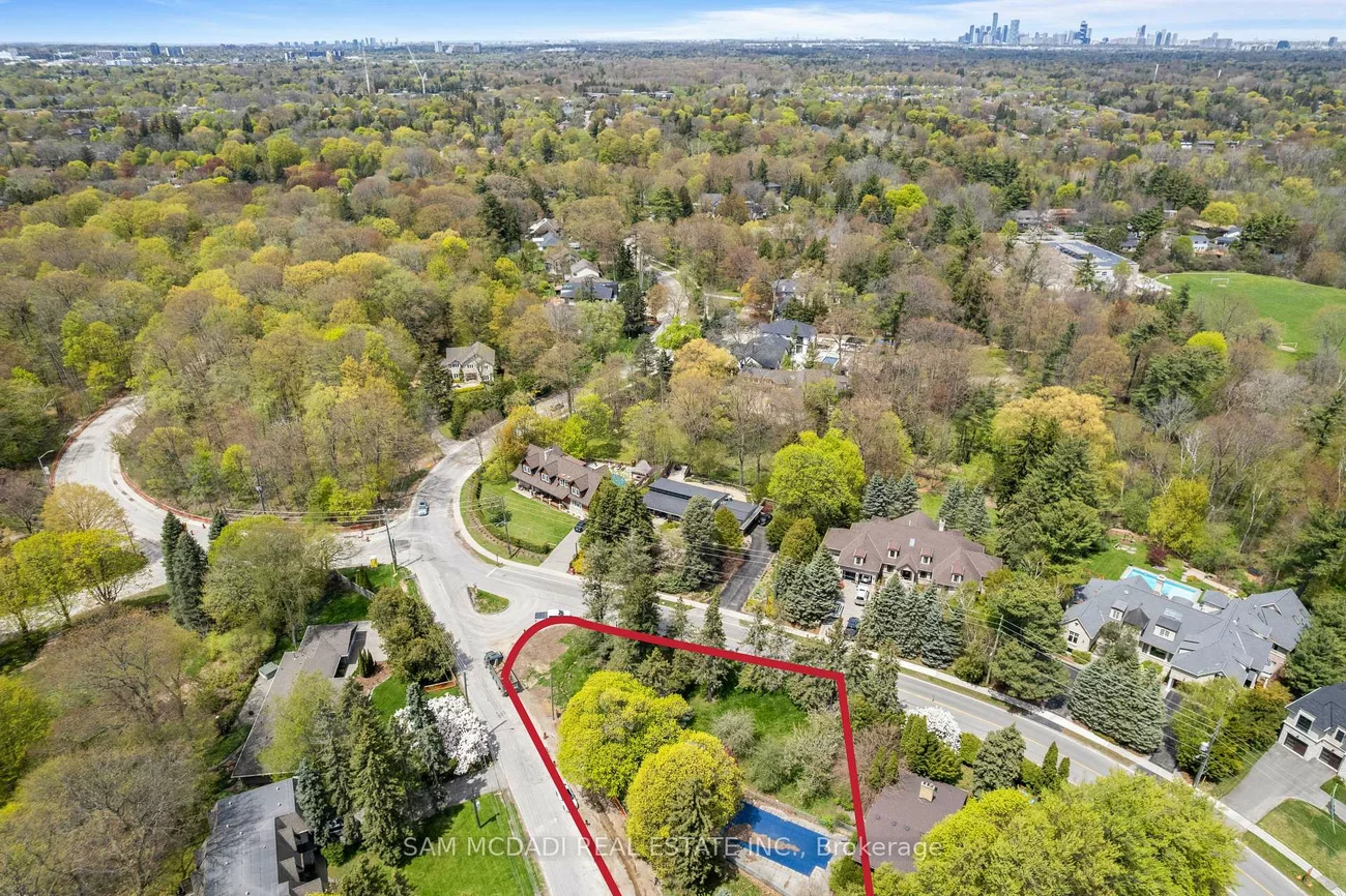 630, Bob O Link, Clarkson, Mississauga