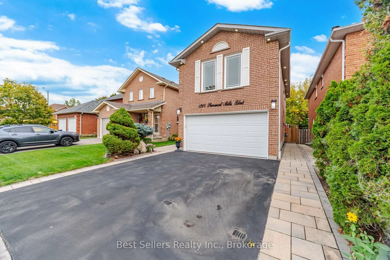 1204, Sherwood Mills, East Credit, Mississauga