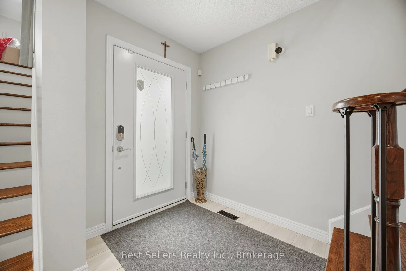 1204, Sherwood Mills, East Credit, Mississauga