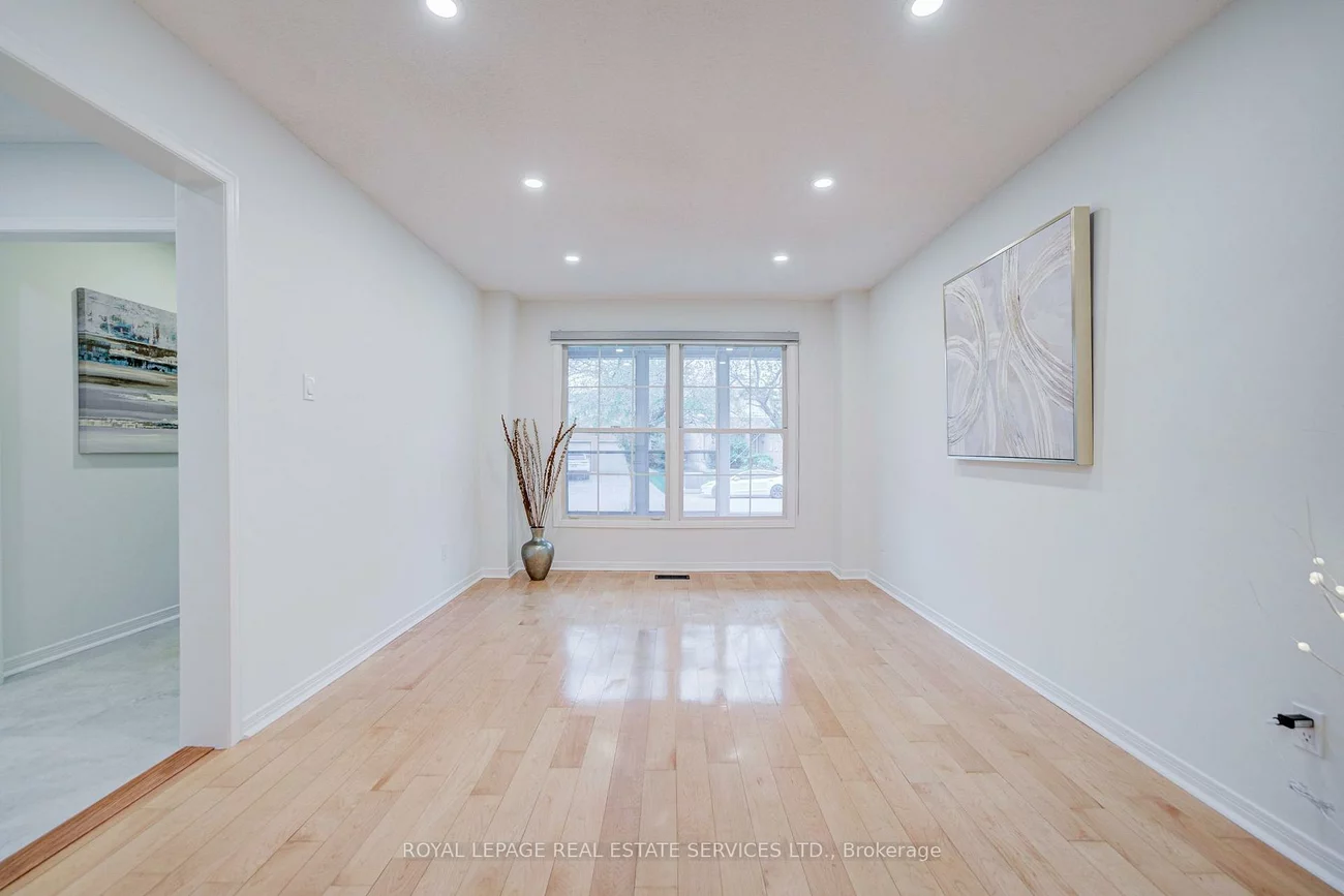 796, Buckingham, Creditview, Mississauga