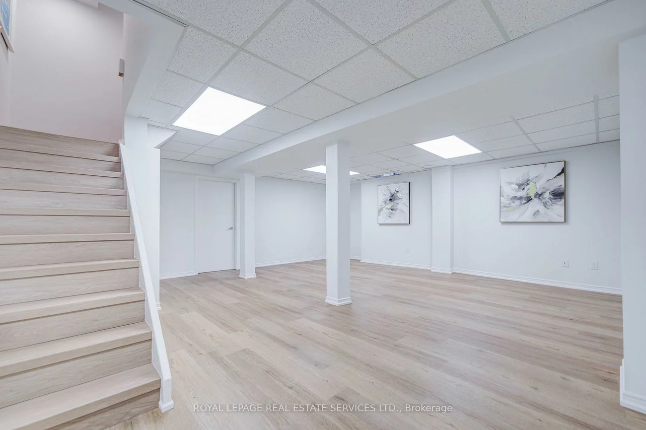796, Buckingham, Creditview, Mississauga