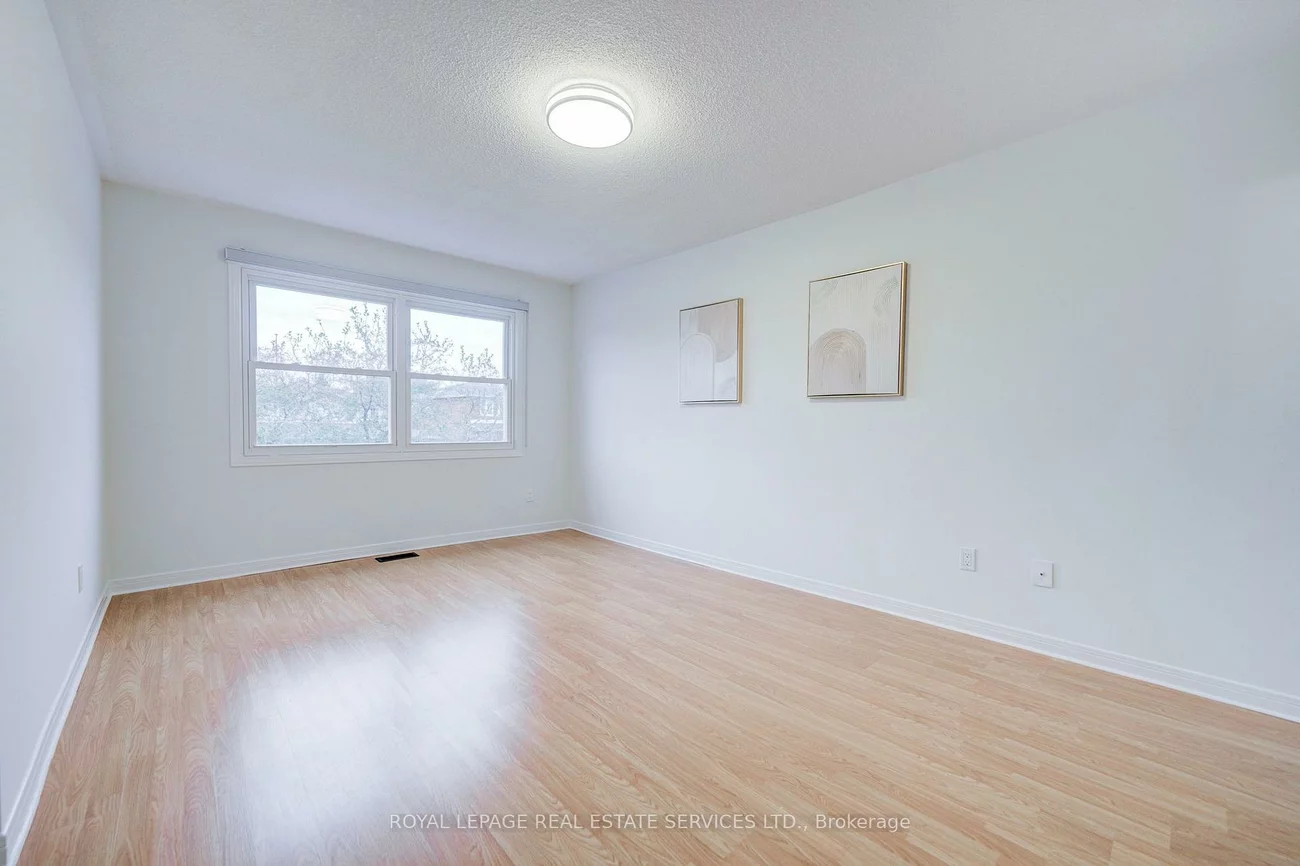 796, Buckingham, Creditview, Mississauga