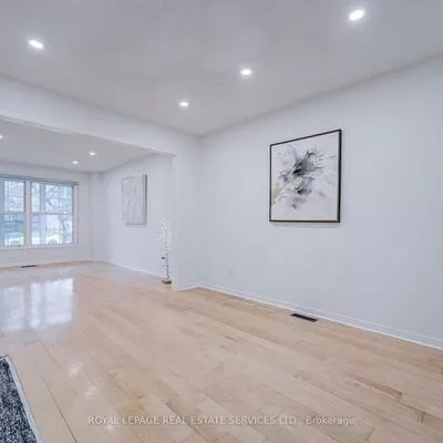 796, Buckingham, Creditview, Mississauga