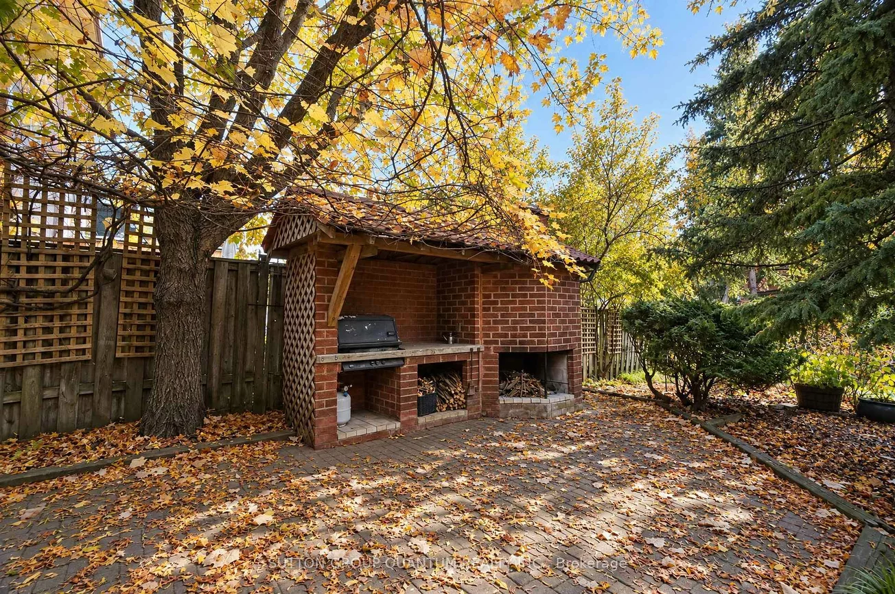 5254, Charnwood, East Credit, Mississauga