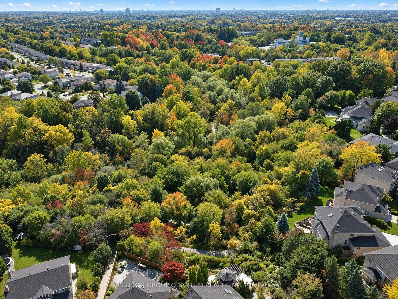 5254, Charnwood, East Credit, Mississauga
