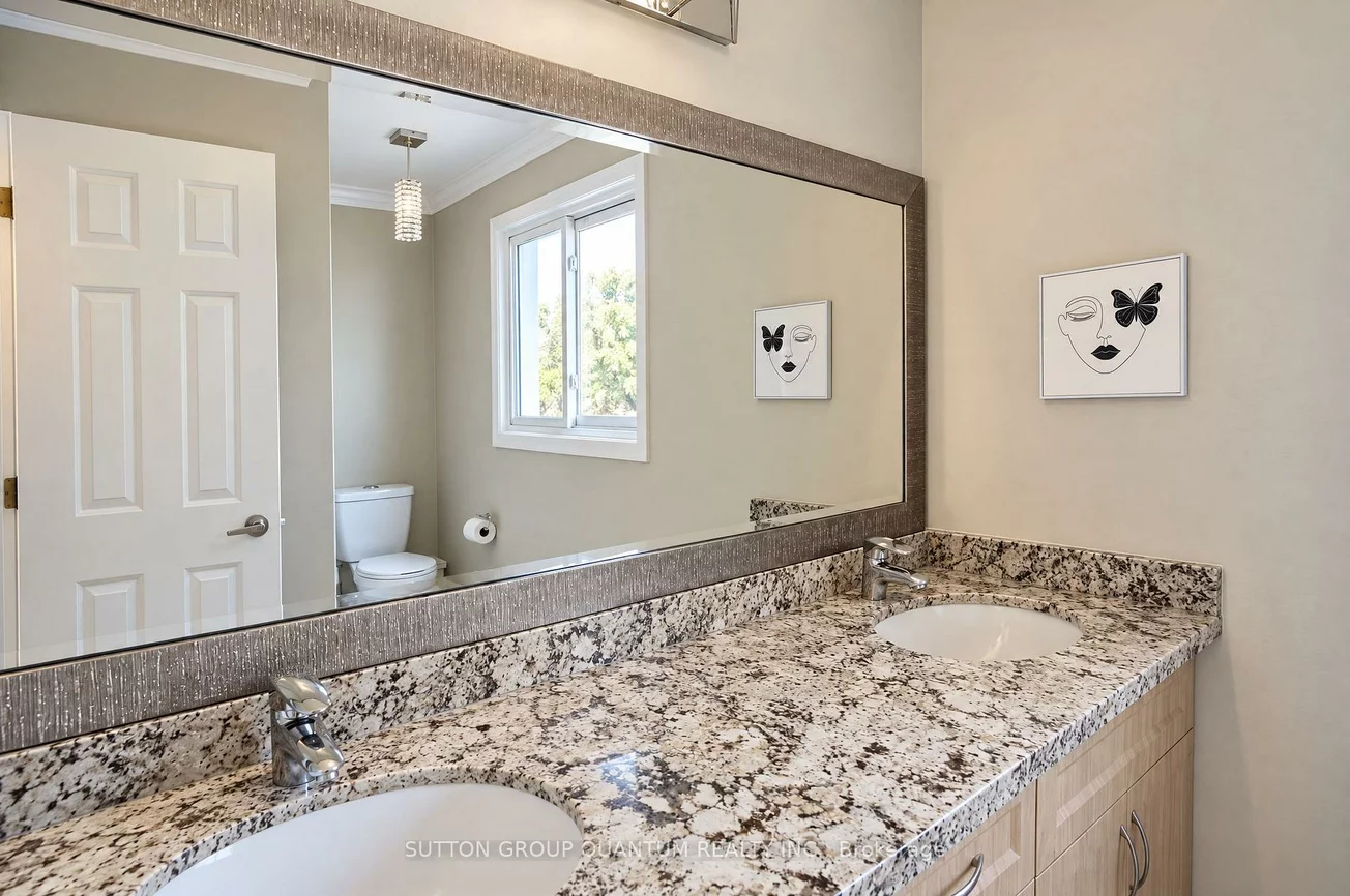 1005, Fredonia, Erindale, Mississauga